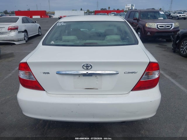 45683634 :رقم المزاد ، JTDBE32K740272206 vin ، 2004 Toyota Camry Le مزاد بيع
