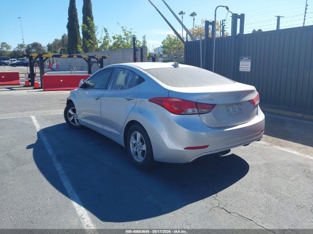 5NPDH4AE6FH561181 Hyundai ELANTRA SE
