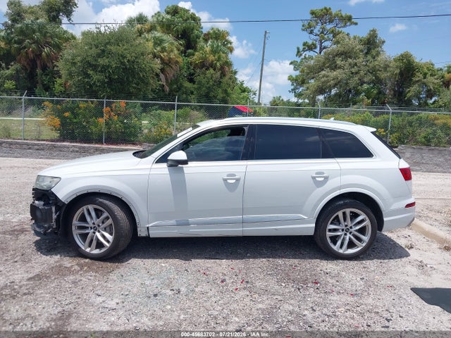 Продажа на аукционе авто 2018 Audi Q7 3.0t Premium, vin: WA1VAAF76JD050371, номер лота: 45683702