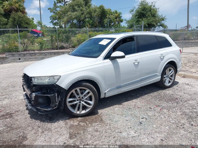Продажа на аукционе авто 2018 Audi Q7 3.0t Premium, vin: WA1VAAF76JD050371, номер лота: 45683702