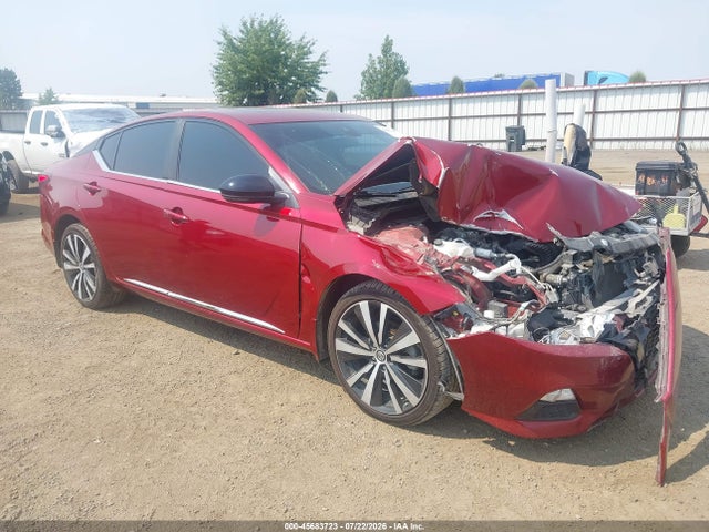 1N4BL4CW7MN348173 Nissan Altima Sr Intelligent Awd
