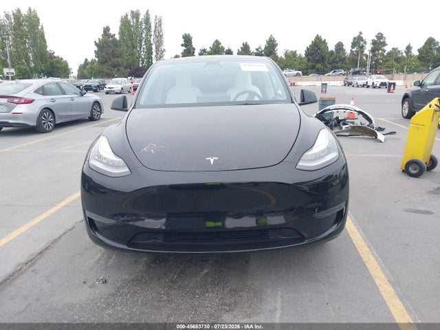 Продаж на аукціоні авто 2021 Tesla Model Y Long Range Dual Motor All-wheel Drive, vin: 5YJYGDEE0MF102500, номер лоту: 45683730