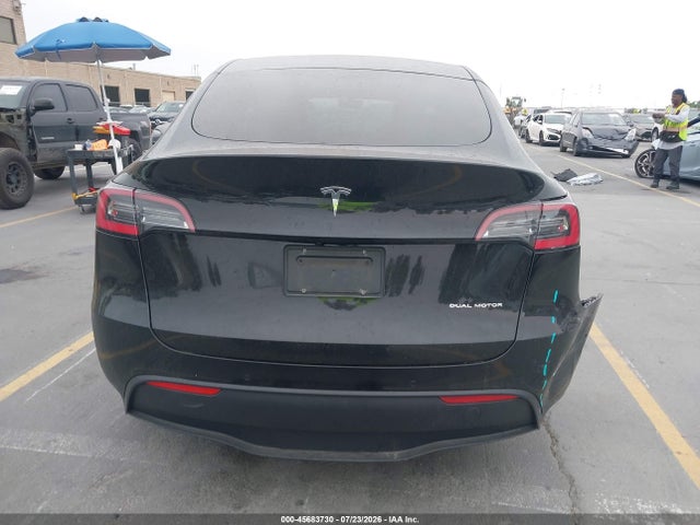 Продаж на аукціоні авто 2021 Tesla Model Y Long Range Dual Motor All-wheel Drive, vin: 5YJYGDEE0MF102500, номер лоту: 45683730