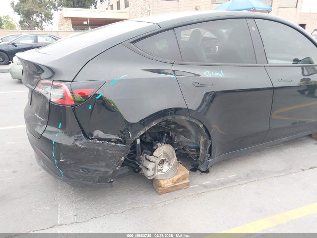 Продаж на аукціоні авто 2021 Tesla Model Y Long Range Dual Motor All-wheel Drive, vin: 5YJYGDEE0MF102500, номер лоту: 45683730