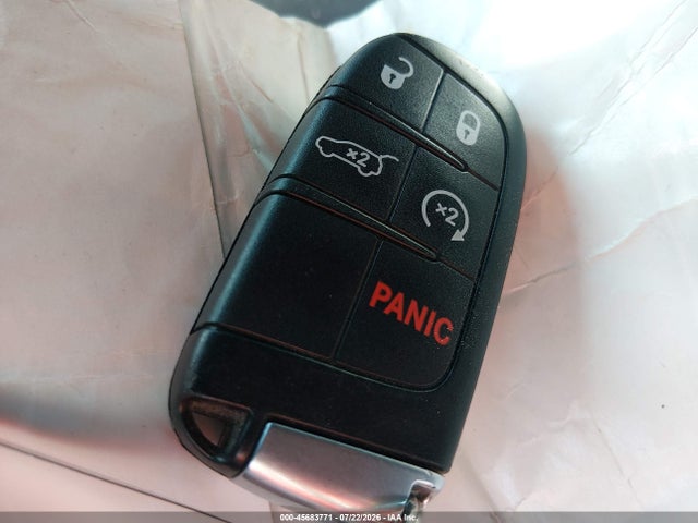 Продаж на аукціоні авто 2018 Jeep Grand Cherokee Overland 4x4, vin: 1C4RJFCGXJC423507, номер лоту: 45683771