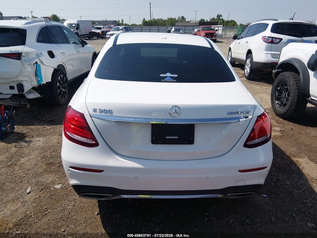 45683791 :رقم المزاد ، WDDZF4JB7HA203749 vin ، 2017 Mercedes-benz E 300 مزاد بيع