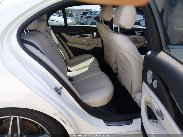 45683791 :رقم المزاد ، WDDZF4JB7HA203749 vin ، 2017 Mercedes-benz E 300 مزاد بيع
