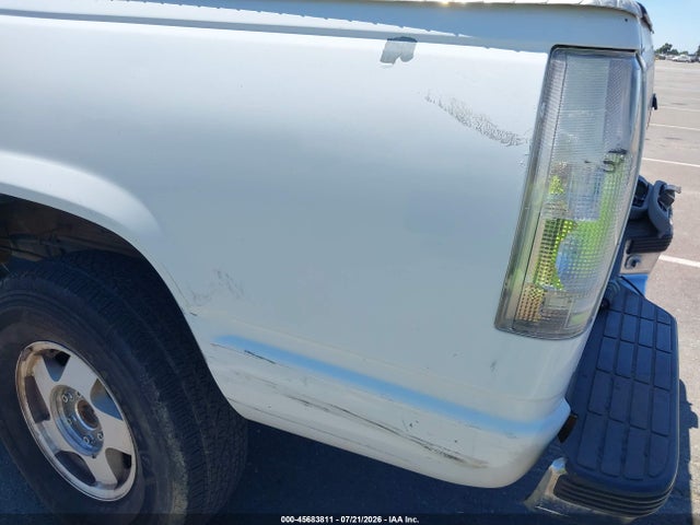 45683811 :رقم المزاد ، 1GCDK14K7LZ146666 vin ، 1990 Chevrolet Gmt-400 K1500 مزاد بيع