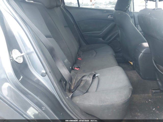 45683825 :رقم المزاد ، 3MZBM1U72FM193331 vin ، 2015 Mazda Mazda3 I Sport مزاد بيع