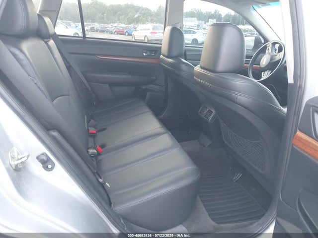 Subaru Outback 2.5i Limited 2014 4S4BRCMC3E3234686 Image 8