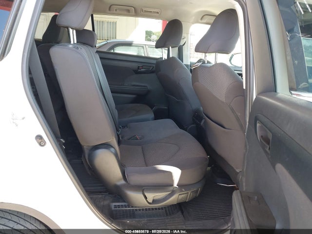2021 Toyota Highlander Hybrid Le მანქანა იყიდება აუქციონზე, vin: 5TDZARAH5MS504642, აუქციონის ნომერი: 45683870
