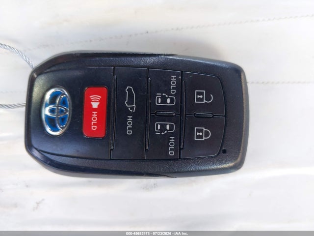 5TDDRKEC6MS029463 Toyota Sienna Xse