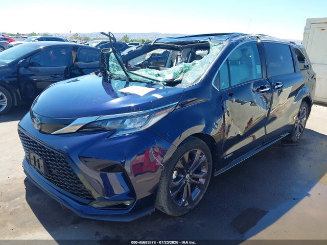 5TDDRKEC6MS029463 Toyota Sienna Xse