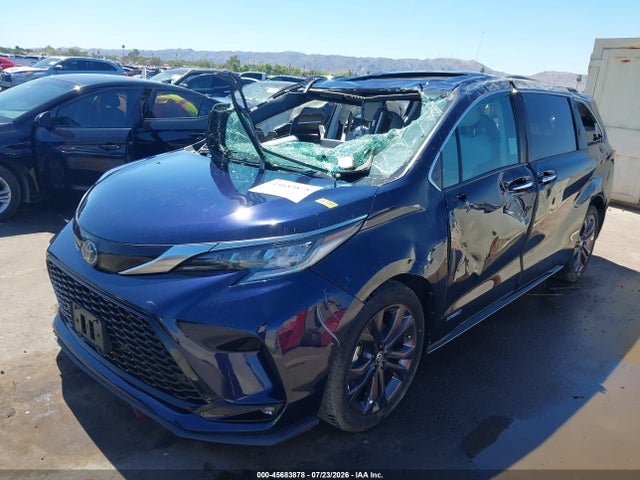 5TDDRKEC6MS029463 Toyota Sienna Xse