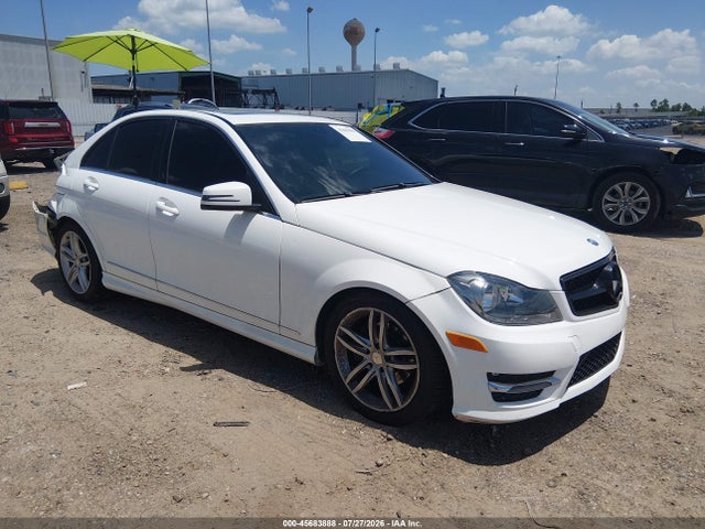 Aukcja sprzedaży 2013 Mercedes-benz C 250 Sport, vin: WDDGF4HB2DR251412, numer aukcji: 45683888
