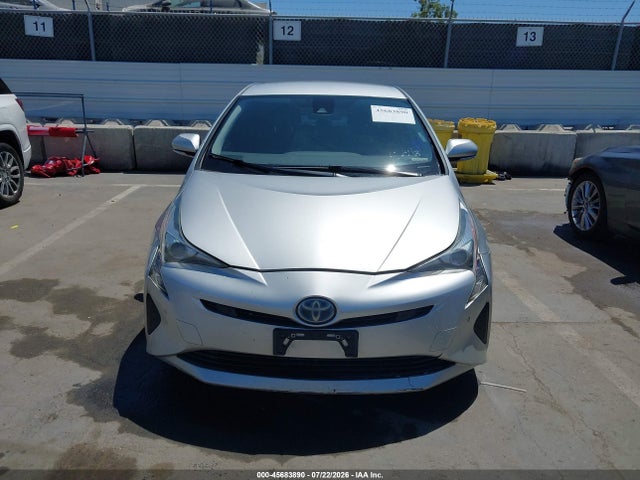 JTDKBRFU1H3577924 Toyota Prius Two