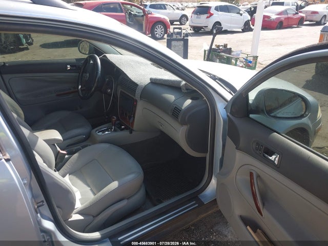 Aukcja sprzedaży 2004 Volkswagen Passat Gls, vin: WVWVD63B04E188411, numer aukcji: 45683901