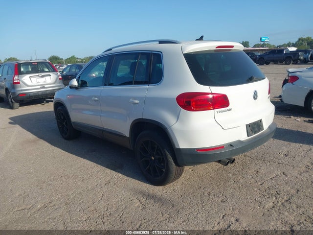 Продажа на аукционе авто 2012 Volkswagen Tiguan Se, vin: WVGAV7AX8CW532698, номер лота: 45683925