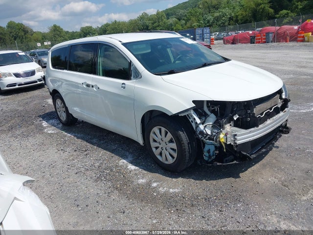 45683967 :رقم المزاد ، 2C4RC1AG2LR146247 vin ، 2020 Chrysler Voyager L مزاد بيع