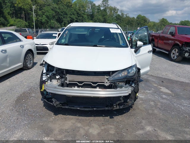 45683967 :رقم المزاد ، 2C4RC1AG2LR146247 vin ، 2020 Chrysler Voyager L مزاد بيع