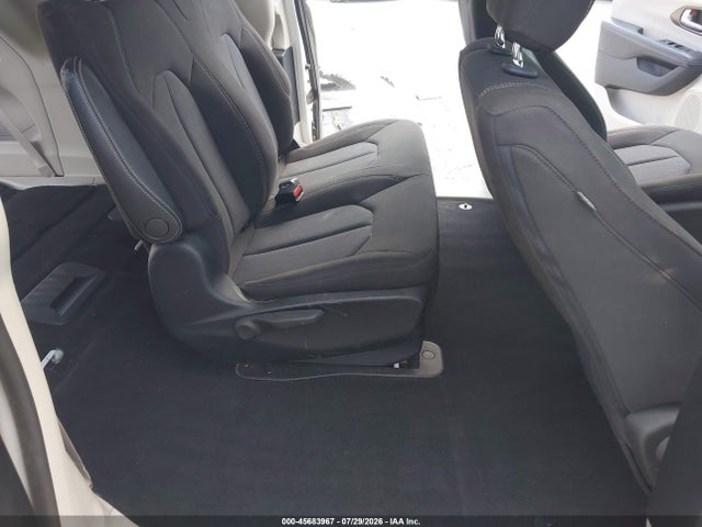 45683967 :رقم المزاد ، 2C4RC1AG2LR146247 vin ، 2020 Chrysler Voyager L مزاد بيع