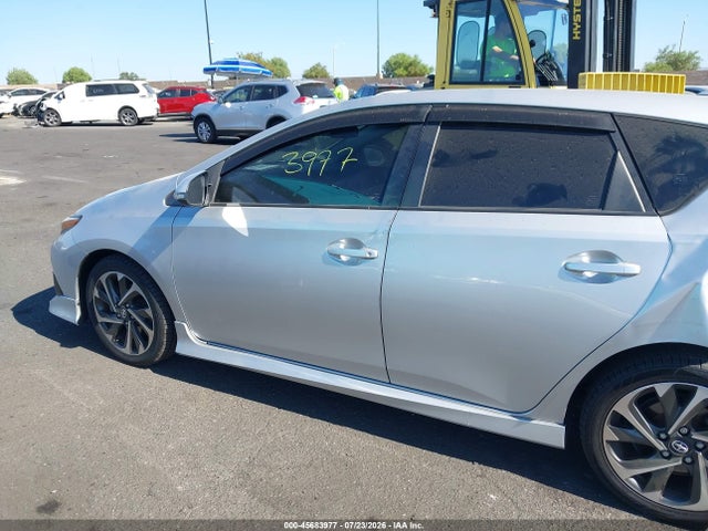 Scion IM 2016 JTNKARJE3GJ506118 Image 14
