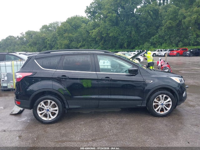 2018 Ford Escape Se მანქანა იყიდება აუქციონზე, vin: 1FMCU0G93JUC63594, აუქციონის ნომერი: 45683985