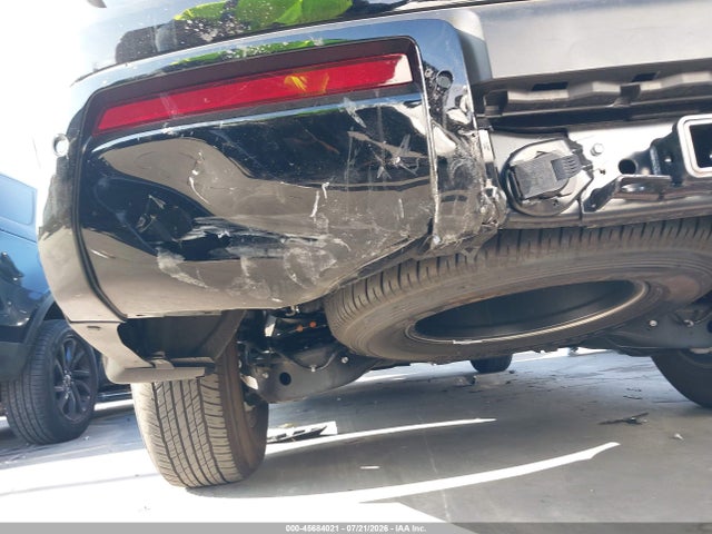 JN8AY3AE5S9404925 Nissan Armada Sv 4wd