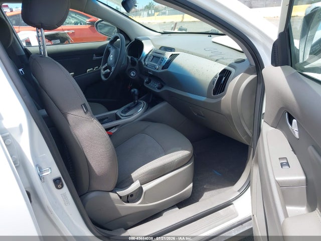 Продажа на аукционе авто 2015 Kia Sportage Lx, vin: KNDPB3AC0F7691520, номер лота: 45684038