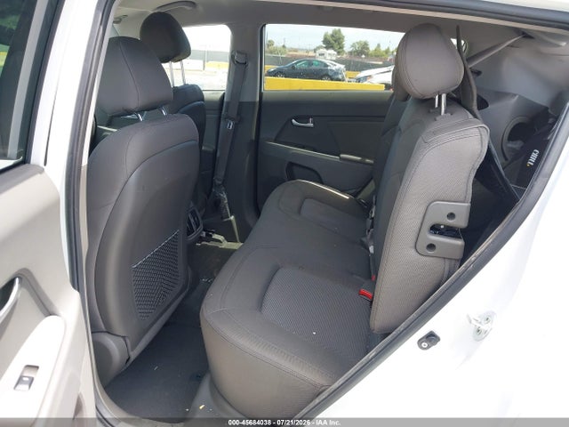 Продажа на аукционе авто 2015 Kia Sportage Lx, vin: KNDPB3AC0F7691520, номер лота: 45684038