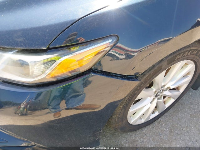 45684065 :رقم المزاد ، 4T1B11HK5JU531265 vin ، 2018 Toyota Camry Le مزاد بيع