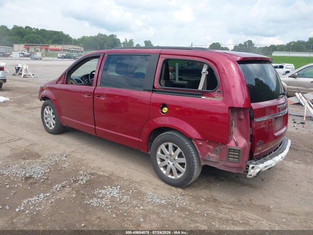 2016 Chrysler Town & Country Touring მანქანა იყიდება აუქციონზე, vin: 2C4RC1BG1GR230712, აუქციონის ნომერი: 45684078