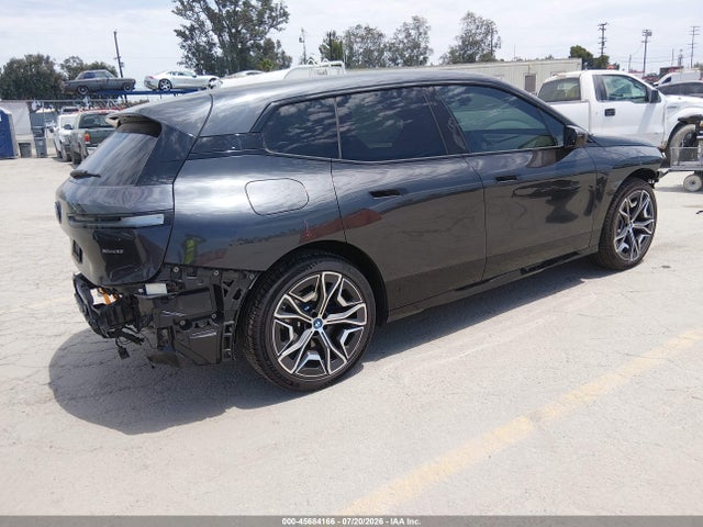 BMW Ix Xdrive50 2025 WB523CF04SCS17217 Image 4