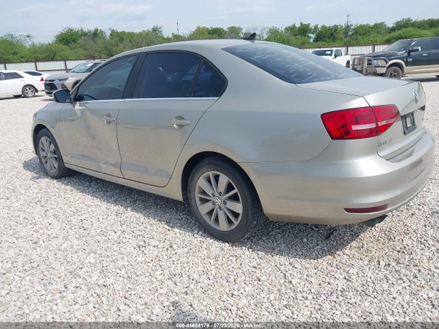 2015 Volkswagen Jetta 1.8t Se მანქანა იყიდება აუქციონზე, vin: 3VWD07AJ5FM337543, აუქციონის ნომერი: 45684178