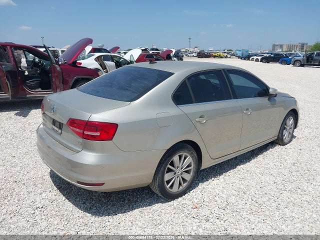 2015 Volkswagen Jetta 1.8t Se მანქანა იყიდება აუქციონზე, vin: 3VWD07AJ5FM337543, აუქციონის ნომერი: 45684178