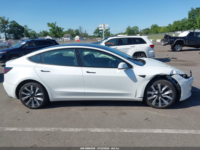 Tesla Model 3 Premium All-wheel Drive 2026 5YJ3E1EB1TF122614 Image 12