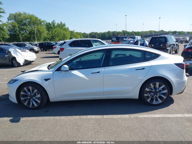 Tesla Model 3 Premium All-wheel Drive 2026 5YJ3E1EB1TF122614 Image 13