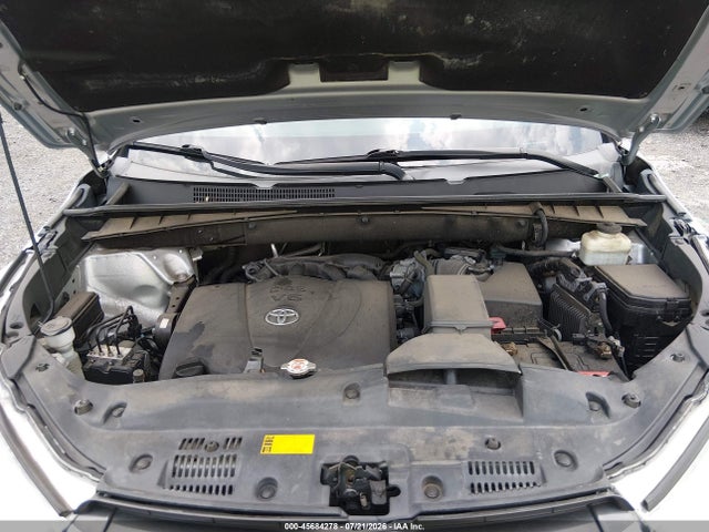 5TDJZRFH3JS550299 Toyota Highlander Xle