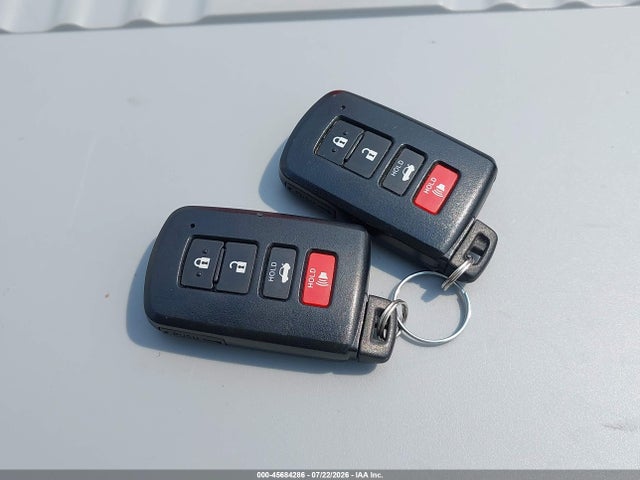 Toyota AVALON LIMITED 2016 4T1BK1EB1GU203089 Image 11