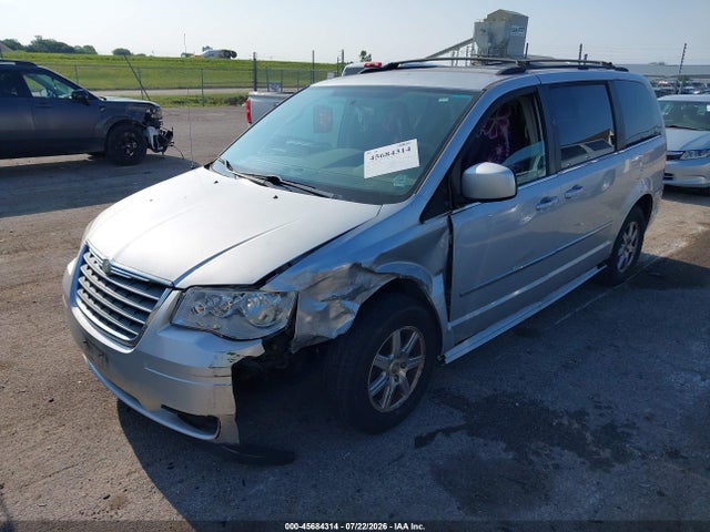 Aukcja sprzedaży 2010 Chrysler Town & Country Touring, vin: 2A4RR5D18AR131983, numer aukcji: 45684314
