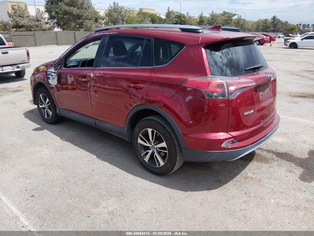 Toyota Rav4 Xle 2018 2T3WFREV2JW460615 Image 3