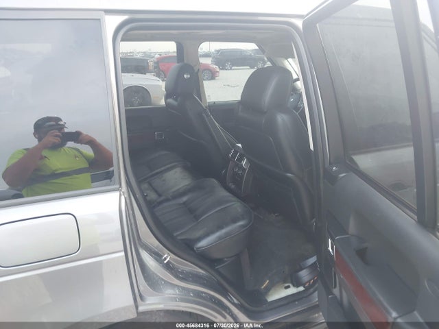 45684316 :رقم المزاد ، SALMF1D46AA310936 vin ، 2010 Land Rover Range Rover Hse مزاد بيع
