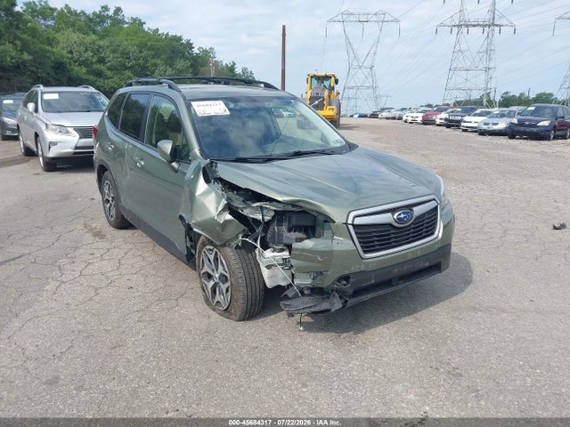Продаж на аукціоні авто 2019 Subaru Forester Premium, vin: JF2SKAGC9KH515626, номер лоту: 45684317