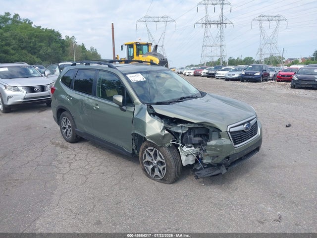 Продаж на аукціоні авто 2019 Subaru Forester Premium, vin: JF2SKAGC9KH515626, номер лоту: 45684317