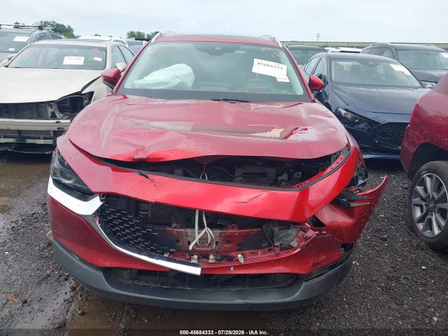 45684333 :رقم المزاد ، 3MVDMBDL0MM310558 vin ، 2021 Mazda Cx-30 Premium مزاد بيع