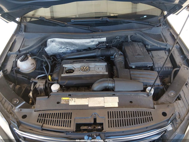 WVGSV7AX9HW511631 Volkswagen Tiguan 2.0t Wolfsburg Edition