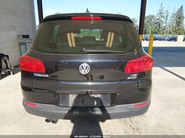WVGSV7AX9HW511631 Volkswagen Tiguan 2.0t Wolfsburg Edition