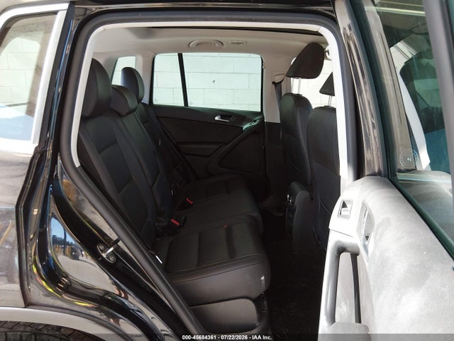 WVGSV7AX9HW511631 Volkswagen Tiguan 2.0t Wolfsburg Edition
