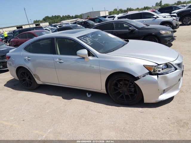 45684409 :رقم المزاد ، JTHBK1GG5F2210150 vin ، 2015 Lexus Es 350 مزاد بيع