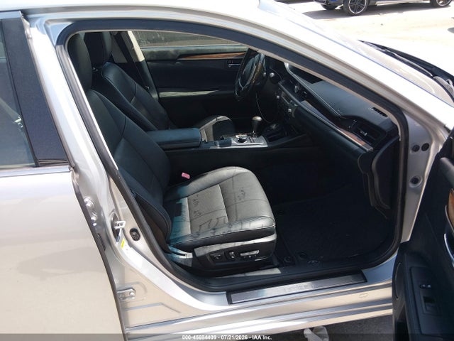 45684409 :رقم المزاد ، JTHBK1GG5F2210150 vin ، 2015 Lexus Es 350 مزاد بيع